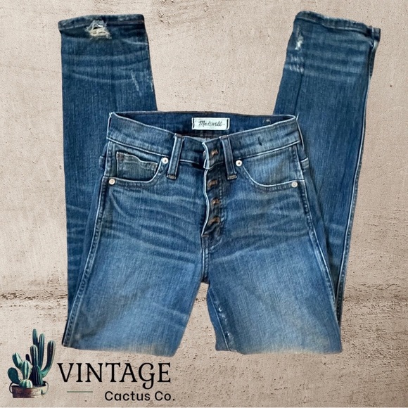 LIKE NEW! MADEWELL Slim Straight Jeans: Distressed Button-Front Edition! - Picture 8 of 10